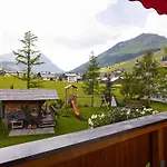 Appartementhaus * Lech am Arlberg