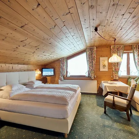 Appartementhaus Holiday Апартаменты *