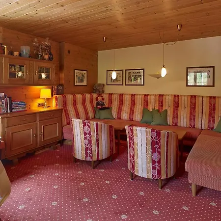 Appartementhaus Holiday *