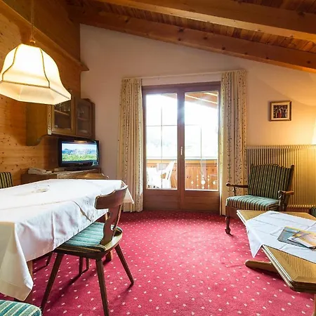 Appartementhaus Holiday Апартаменты Лех