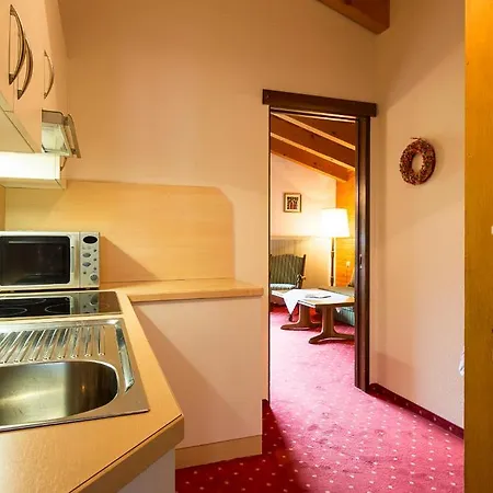 Appartementhaus Holiday * Lech am Arlberg