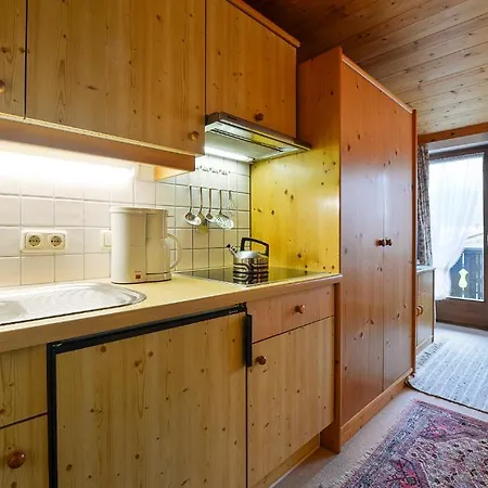 Appartementhaus Holiday Апартаменты *