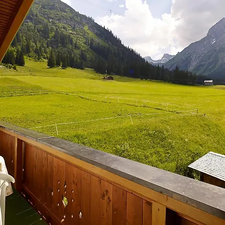 Appartementhaus Holiday * Lech am Arlberg